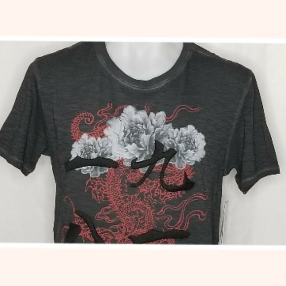 GUESS Men's Floral Dragon 1981 Long Line Fit T-Shirt Size 2XL - Picture 5 of 7